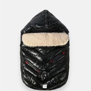 7AM Enfant Black Puffer Baby Bunting Bag with Cream Sherpa  Lining
